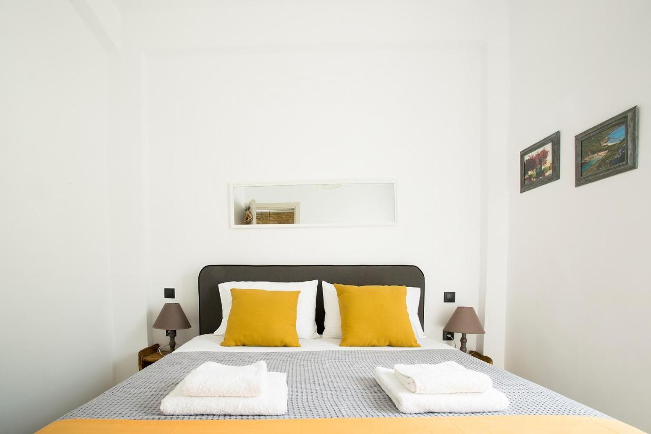 Deluxe Town Hall Square Flat In Historical Center 3 Corfu  Екстер'єр фото